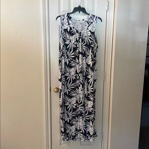 Navy and White Leaf Print Maxi Dress
